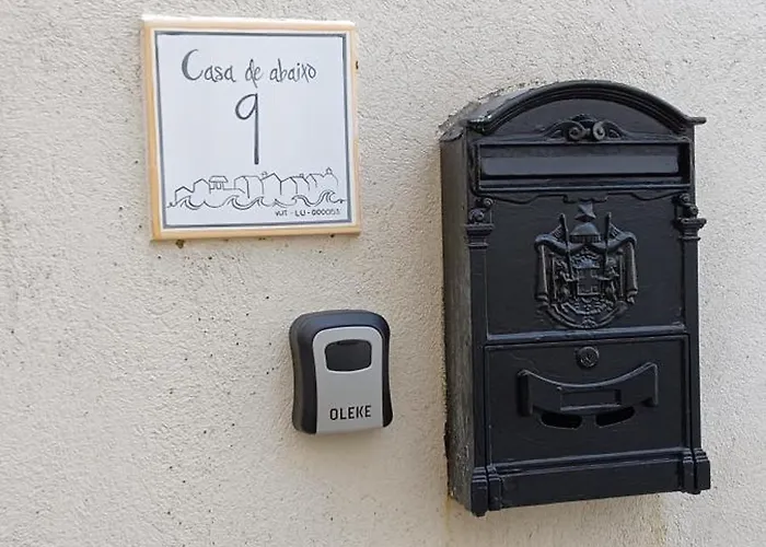 Casa De Abaixo